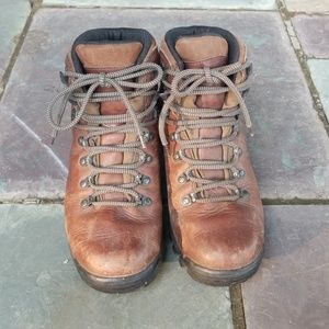 MERRELL Insulated Hiking Boots
